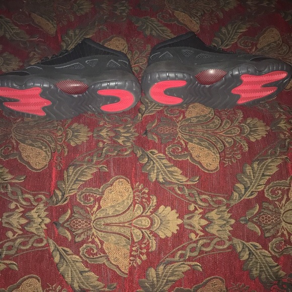 Jordan 11’s low ie - Picture 5 of 5